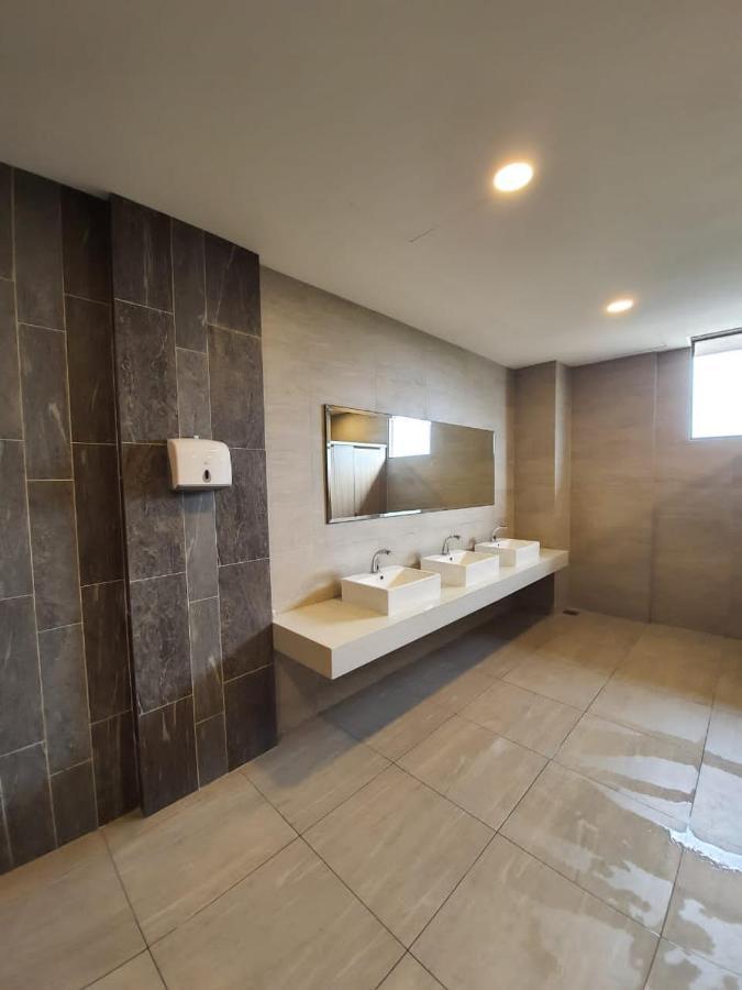 The Clio 2 Residences, Beside Conezion, Beside Ioi City Mall, Opposite Serdang Hospital, Beside Uniteen And Upm, Putrajaya Exteriör bild